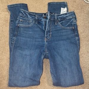Hollister mid rise jeans